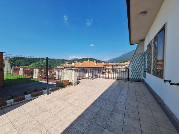LUGO DI VICENZA - APPARTAMENTO INDIPENDENTE TRICAMERE CON AMPIO INTERRATO GARAGE / MAGAZZINO DI 130 MQ.