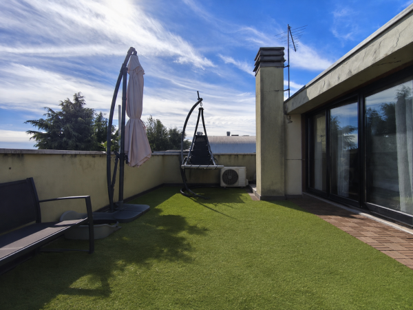 THIENE - ULTIMO PIANO DUPLEX CON TERRAZZO DI 20 MQ E GARAGE